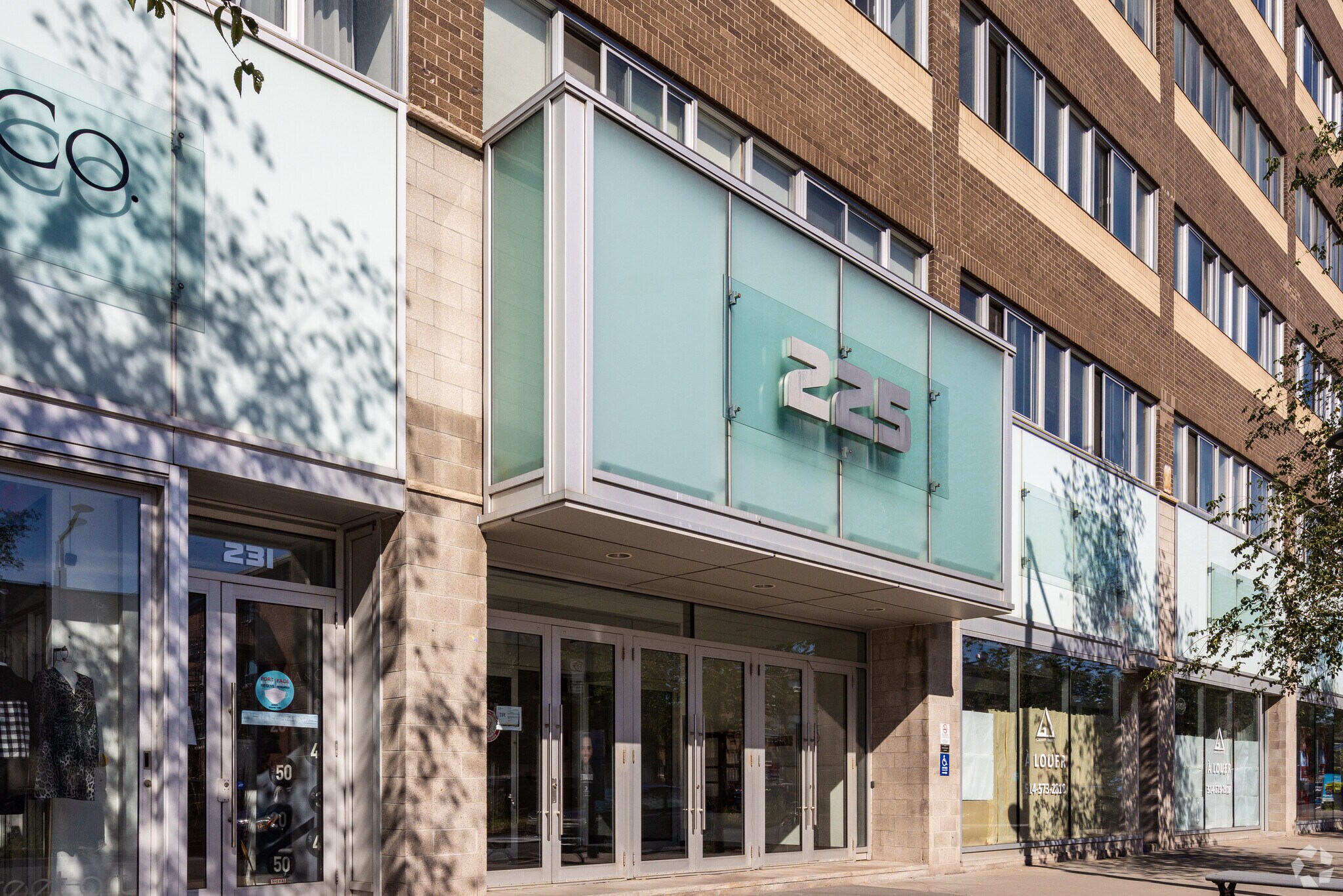 Chabanel Fashion District - Image 2