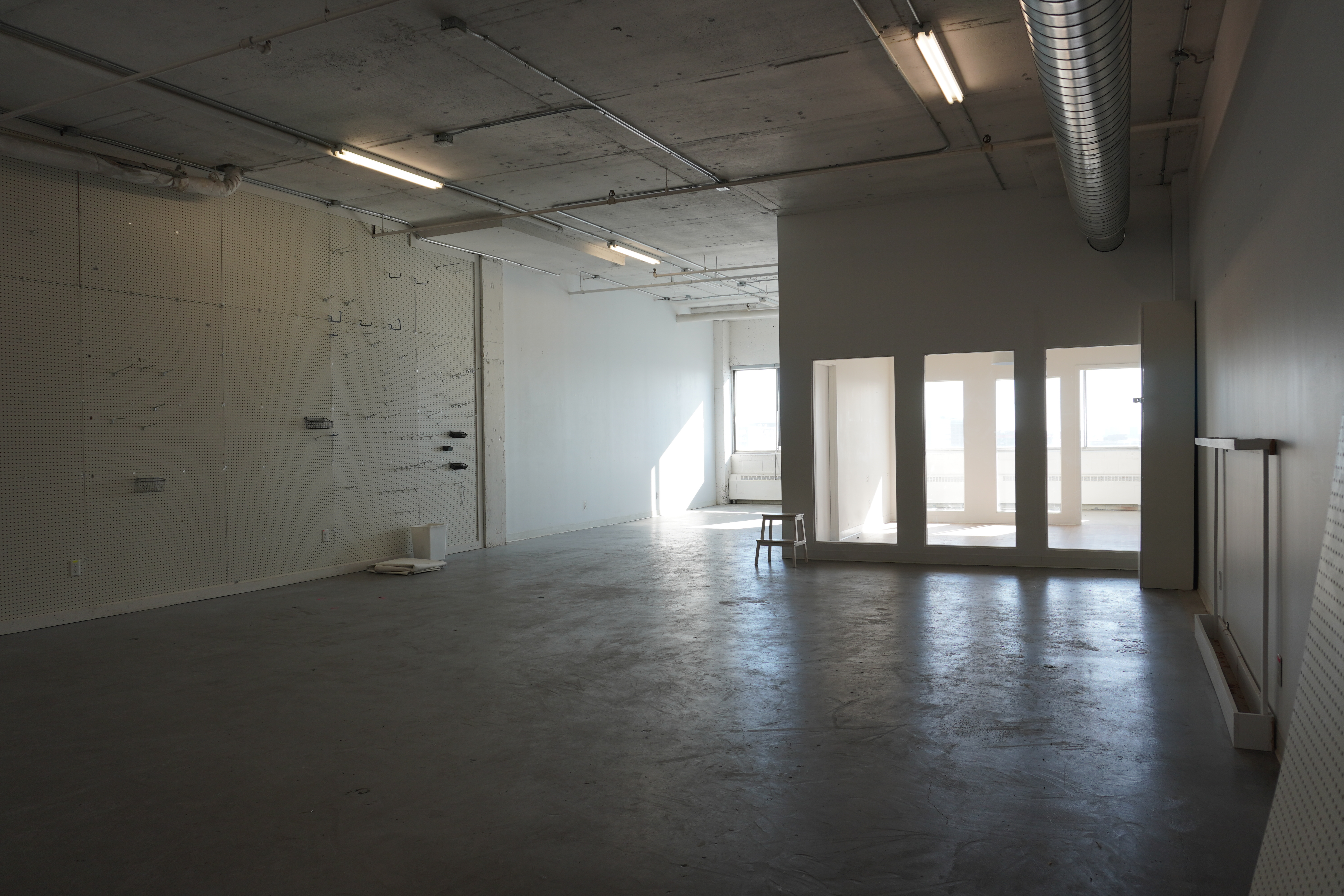 9494 Saint-Laurent, Suite 1020 - Image 1